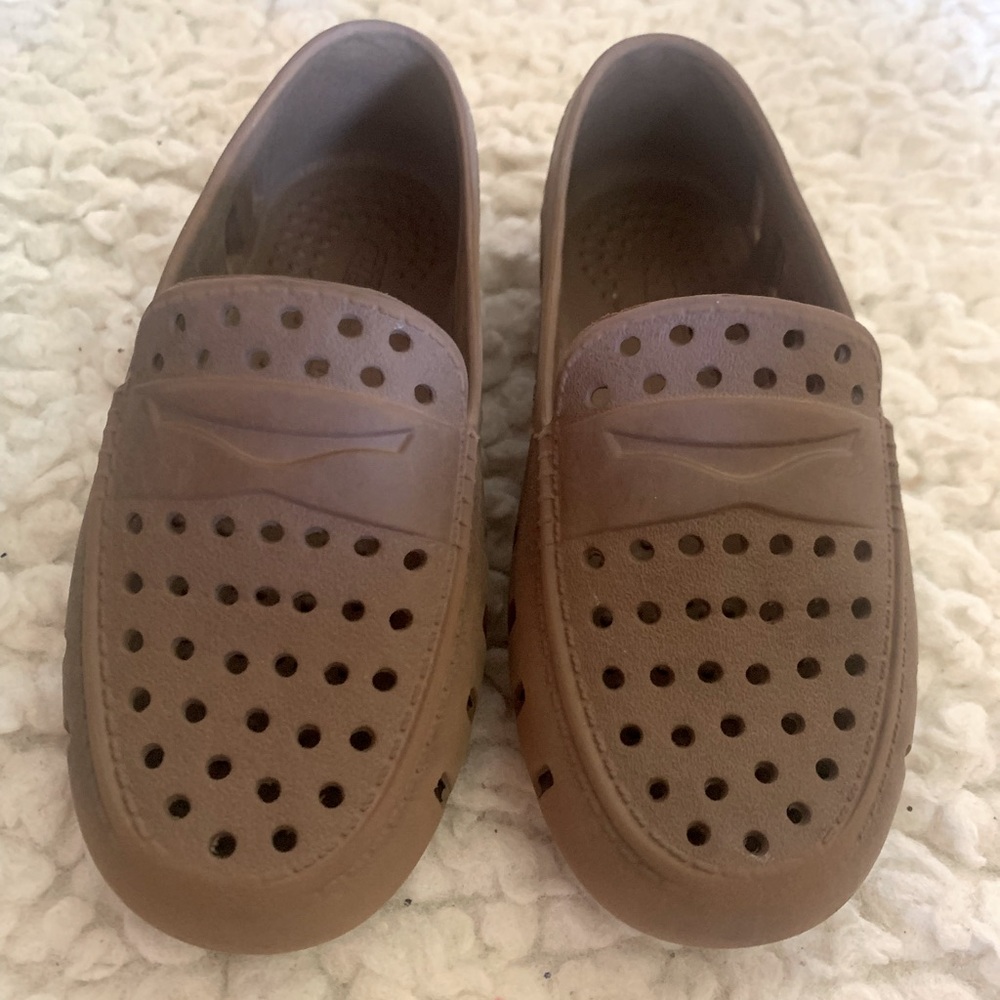 Floafers toddler size 10 brown